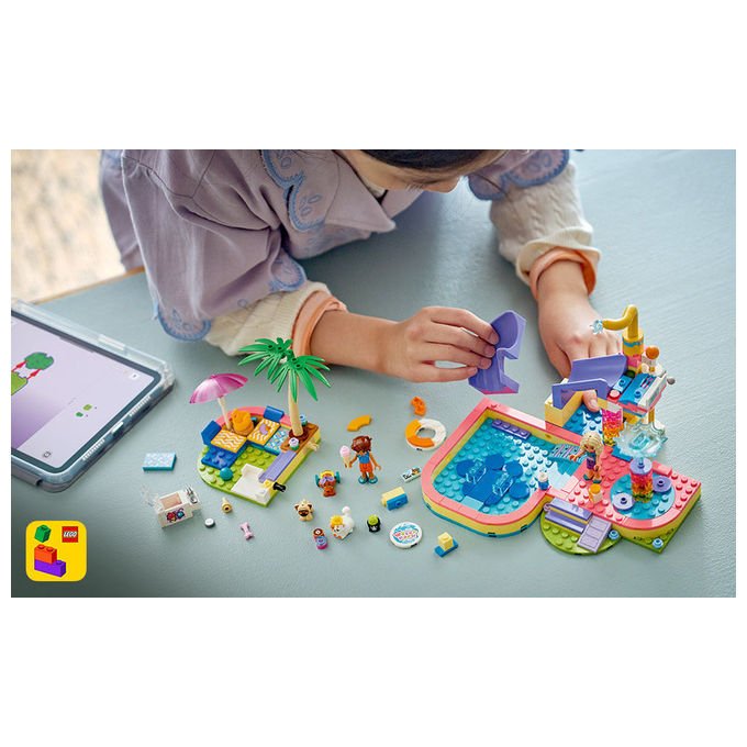 Lego 42676 Friends Set Costruzione Parco Acquatico con Scivolo 2 Mini Bamboline 4 Animali 278 Pezzi da 6 Anni