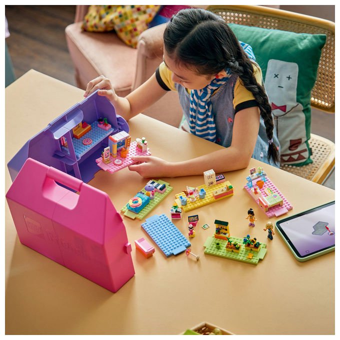 Lego 42697 Friends Valigetta Creativa Casa delle Bambole 355 pezzi 8 stanze 2 Mini Bamboline da 6 anni