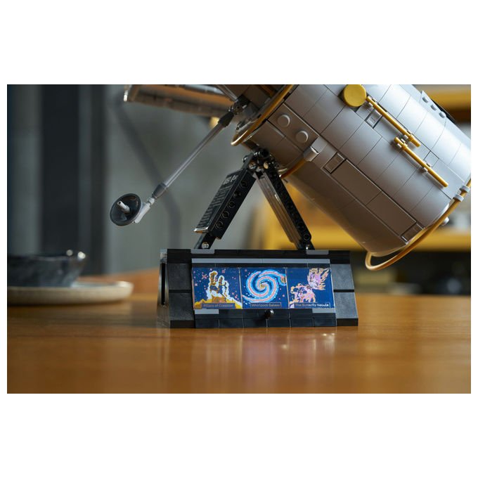 Lego 11382 Icons Telescopio Spaziale Hubble 1252 pezzi dimensioni 32x38x38 cm colore Multicolore
