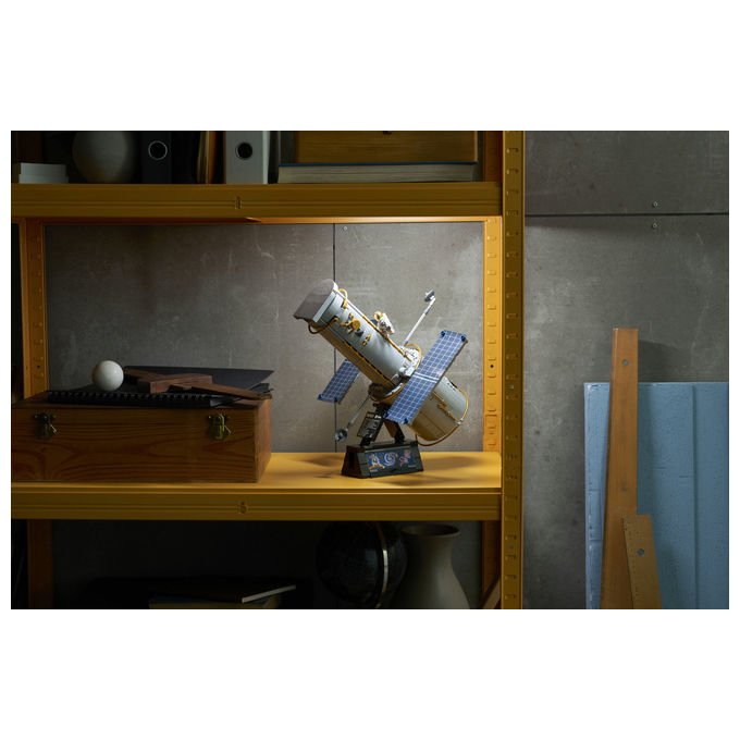 Lego 11382 Icons Telescopio Spaziale Hubble 1252 pezzi dimensioni 32x38x38 cm colore Multicolore