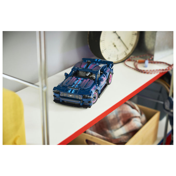 Lego 42236 Auto Ford Mustang GT Custom Garage Giocattolo con Motore V8 Sterzo HOG Parti Intercambiabili da 10+ colore Multicolore