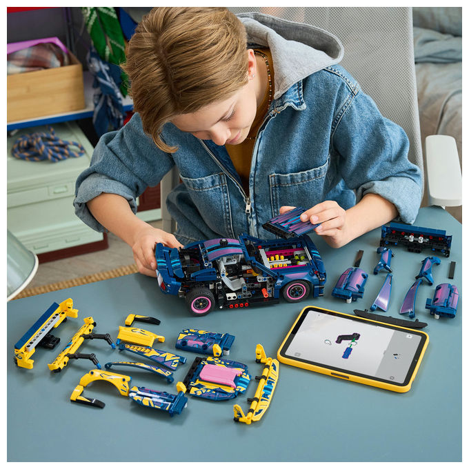 Lego 42236 Auto Ford Mustang GT Custom Garage Giocattolo con Motore V8 Sterzo HOG Parti Intercambiabili da 10+ colore Multicolore