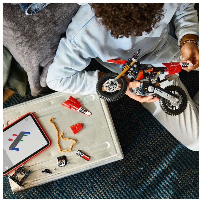 Lego 42238 Technic Moto da Costruzione con Dettagli Realistici 457 pezzi colore Multicolore