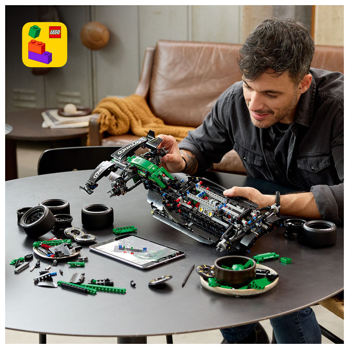 Lego 42240 Technic Auto F1 Aston Martin Aramco AMR24 Set da costruzione 1547 pezzi colore Multicolore