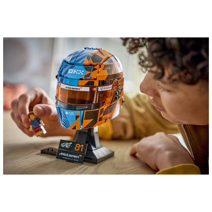 Lego 43017 Editions Casco Formula 1 Oscar Piastri McLaren Mastercard F1 Team 793 pezzi 14+ colore Papaya e Blu