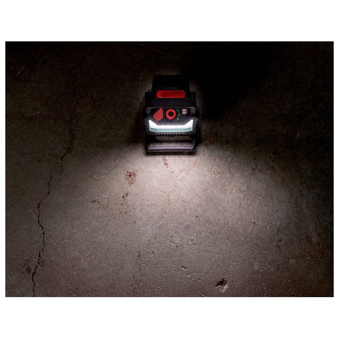 Metabo BSA 18 LED 4000 Faro da cantiere 4000 lm IP54 funzione dimmer e USB 270° angolo di rotazione batteria 18 V CAS colore Verde