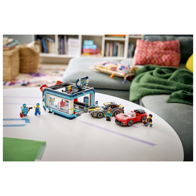 Lego 60497 City Autolavaggio Drive-In Set Costruzioni 583 Pezzi 4 Minifigure 2 Macchine Giocattolo da 6 Anni