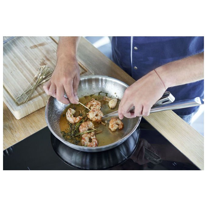 Zwilling 65128-200-0 Pro Padella Multiuso in Acciaio Inox Diametro 20 cm Temperatura Massima 300 °C Adatta a Tutti i Piani Cottura compresa Induzione Lavabile in Lavastoviglie colore Argentato