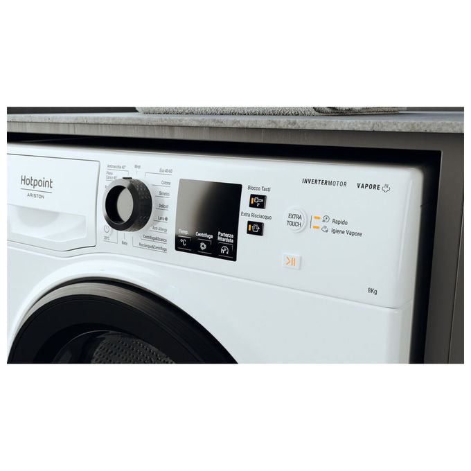 Hotpoint NF825WK IT Lavatrice carica frontale 8 Kg Classe B Profondita' 60 cm Centrifuga 1200 giri Funzione Vapore Motore Inverter