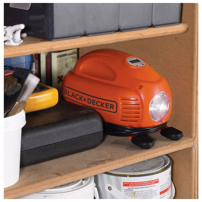 Black+Decker Compressore ASI200-XJ Compatto e Portatile con Potenza di 120PSI e Funzionamento a 12 Volt