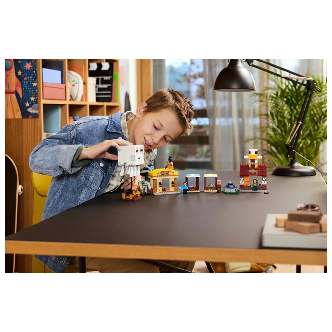 LEGO Minecraft 21273 Attacco al Villaggio del Ghastpallone Set Costruzione 555 Pezzi