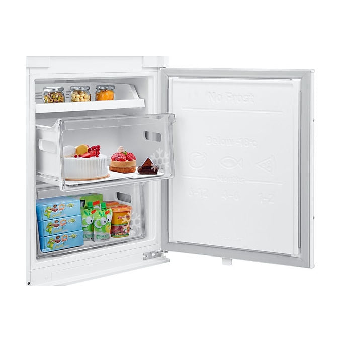 Samsung BRB80F26BCS0EF F1rst 60 AI Frigorifero Combinato da Incasso 264 L 177.5 cm Classe C 35 dB Total No Frost Wi-Fi colore Bianco