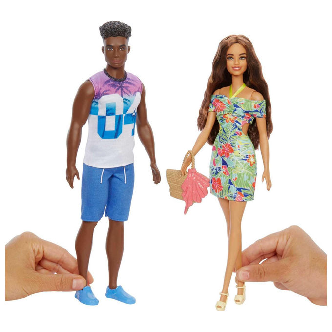 Barbie HBV72 Ken and Barbie Fashion 2-Pack Set 2 Outfit Tropicali Vestiti e Accessori Bambole