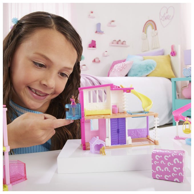 Barbie HYF47 Bambola con Accessori
