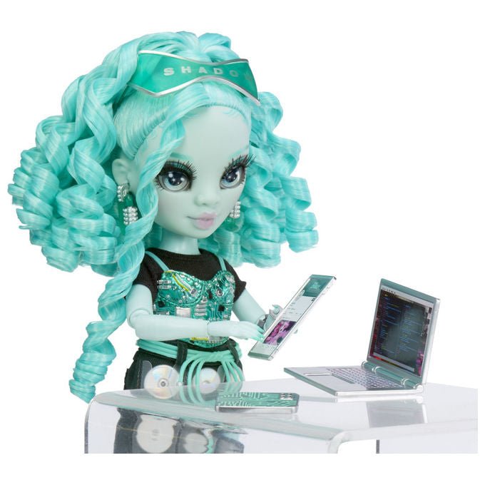 MGA Entertainment Shadow High Fashion Doll Berrie Skies