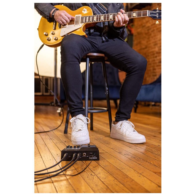 Zoom, G2 Four, Pedaliera Multieffetto per Chitarra, 79 Effetti, Looper 80 Secondi