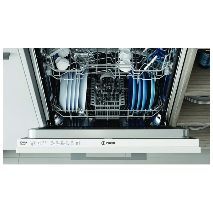 Indesit IN2IE14CNP80 Lavastoviglie Incasso a Scomparsa Totale 14 coperti Classe E 49 dB PushandGo 5 programmi (82x60x56 cm) colore Bianco