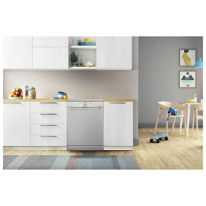 Indesit lavastoviglie libera installazione 14 coperti classe e argento 60 cm d2f hk26 s