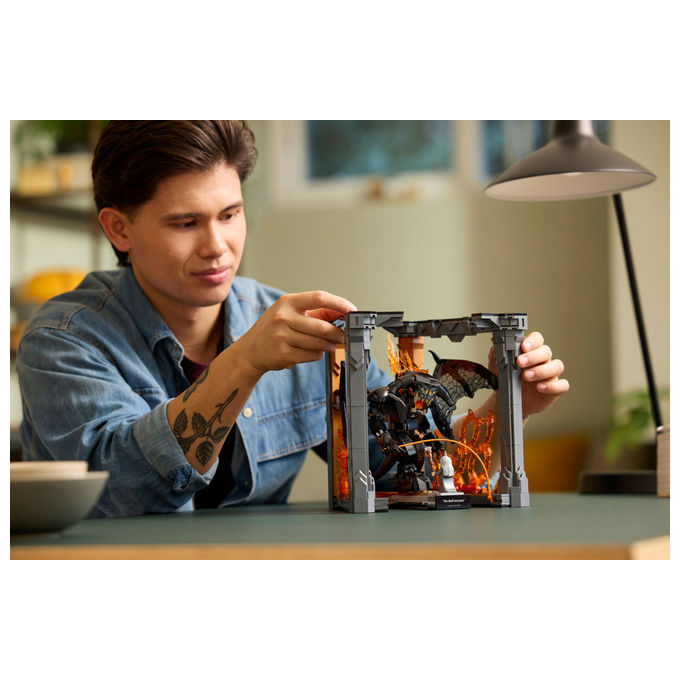 LEGO Icons Il Signore degli Anelli Book Nook del Balrog