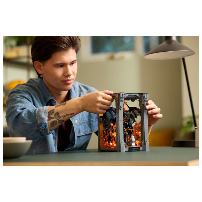 LEGO Icons Il Signore degli Anelli Book Nook del Balrog
