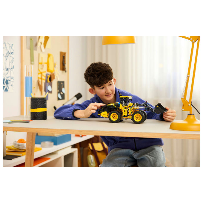LEGO Technic Pala Gommata Volvo L120 Electric 42209