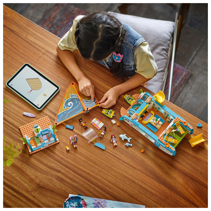 Lego Friends Avventura sul Catamarano Set costruzioni 42664