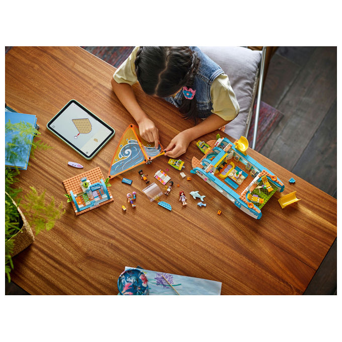 Lego Friends Avventura sul Catamarano Set costruzioni 42664