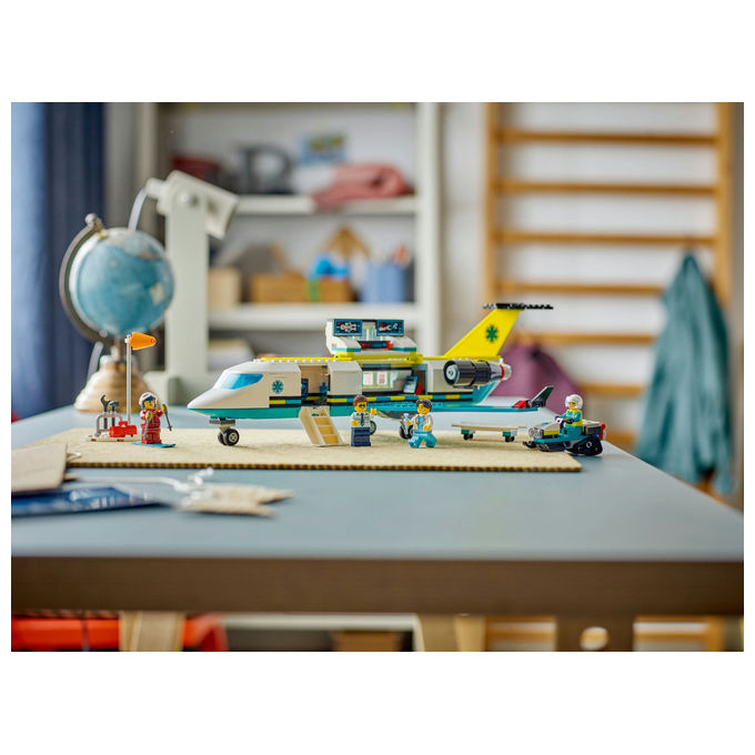 LEGO Aereo Ambulanza di Emergenza 6+ Anni 403 Pezzi