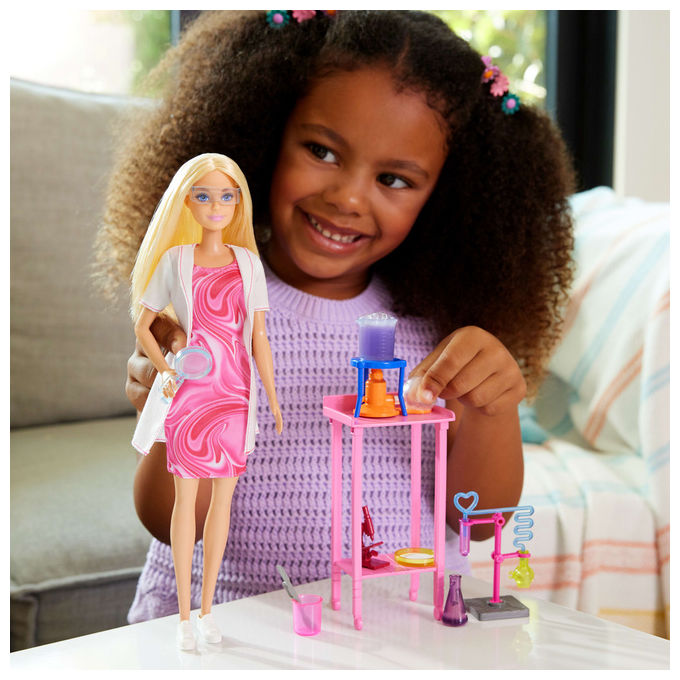 Barbie JCR70 Bambola Scienziata con Accessori