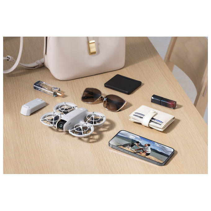 DJI Neo Fly More Combo Quadrirotore 12 MP Nero e Bianco