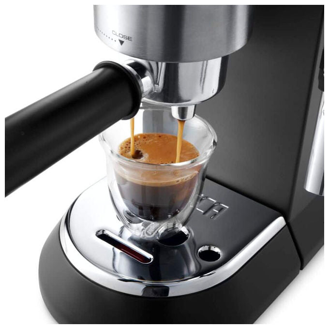 De'Longhi Dedica Style EC685.BK, Macchina Espresso Manuale, Nero-Cromo, 1.1L
