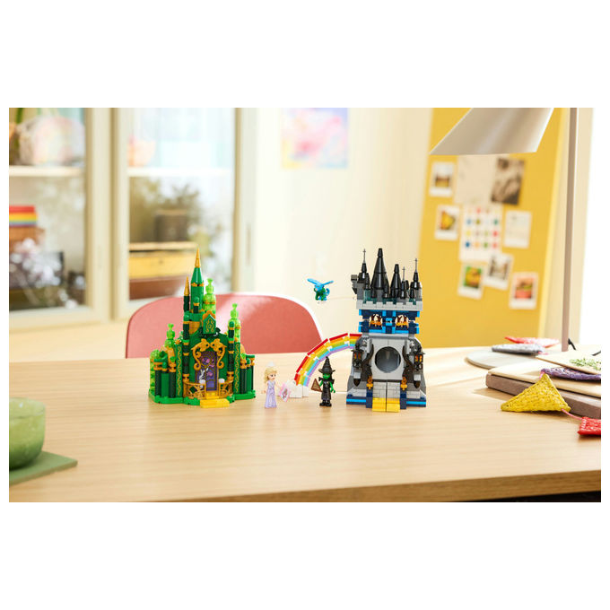 LEGO Citta' di Smeraldo e Castello Kiamo Ko Include Mini-doll Glinda e Elphaba 75689