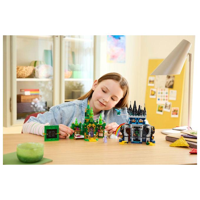 LEGO Citta' di Smeraldo e Castello Kiamo Ko Include Mini-doll Glinda e Elphaba 75689