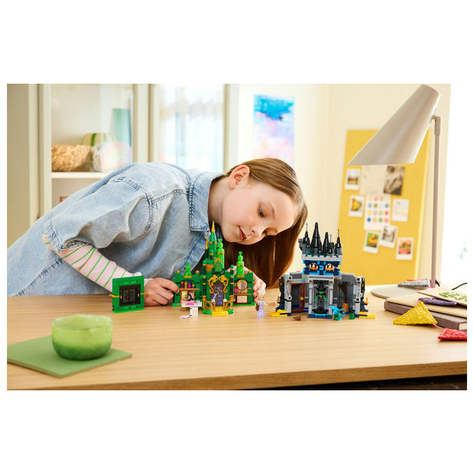 LEGO Citta' di Smeraldo e Castello Kiamo Ko Include Mini-doll Glinda e Elphaba 75689