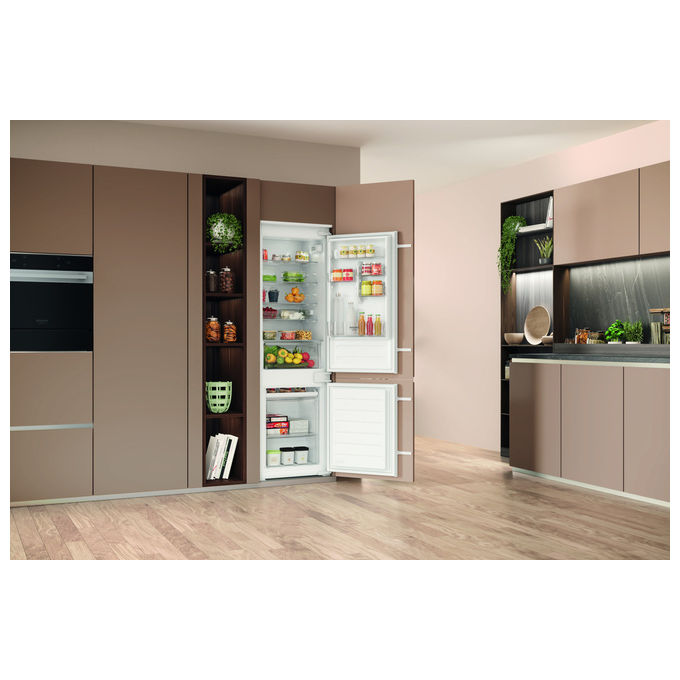 Hotpoint Frigorifero Combinato da Incasso HAC18D041A1 273L Bianco
