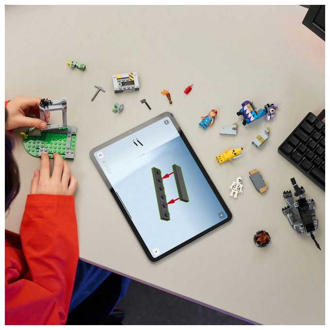 LEGO Fortnite Campo di Bananita e Starter Set Costruzioni 250 Pezzi 7+ Anni