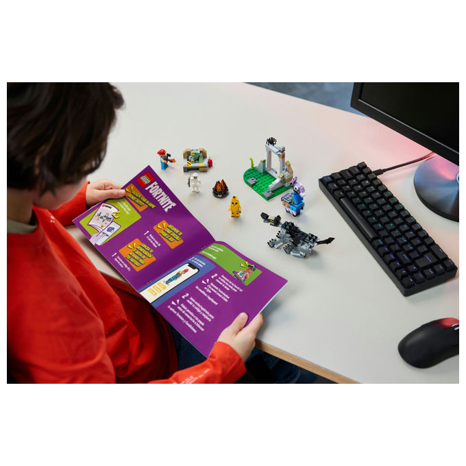 LEGO Fortnite Campo di Bananita e Starter Set Costruzioni 250 Pezzi 7+ Anni