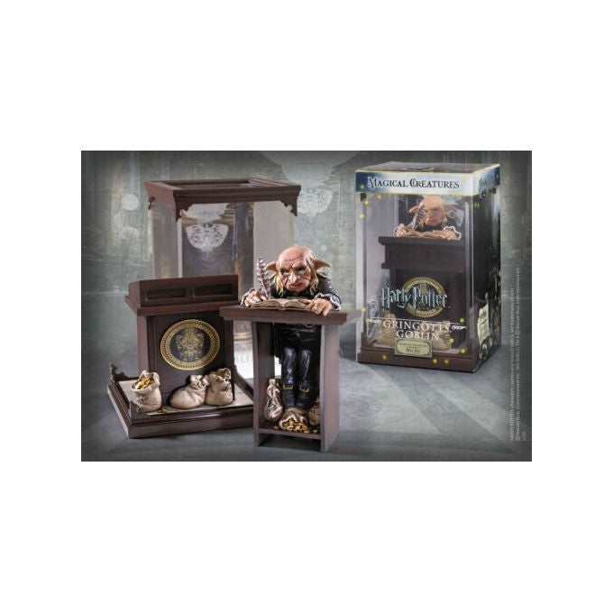Noble Collection Replica Torta di Compleanno Pufflums Harry Potter 14 cm
