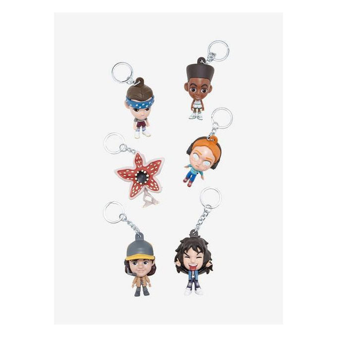 Yume Toys Portachiavi Stranger Things Pocket Hero Display da 12 Pezzi