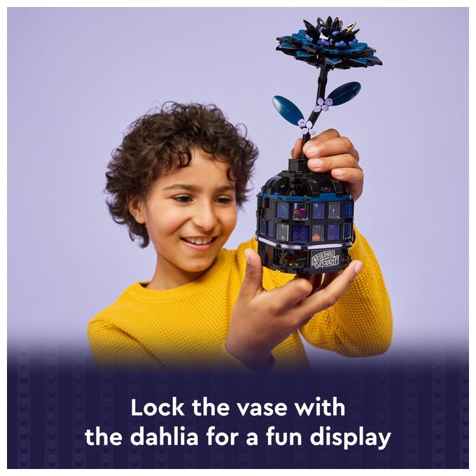 Lego Fiore di Dalia Nera Set da Costruzione Include Minifigure Mercoledì Addams