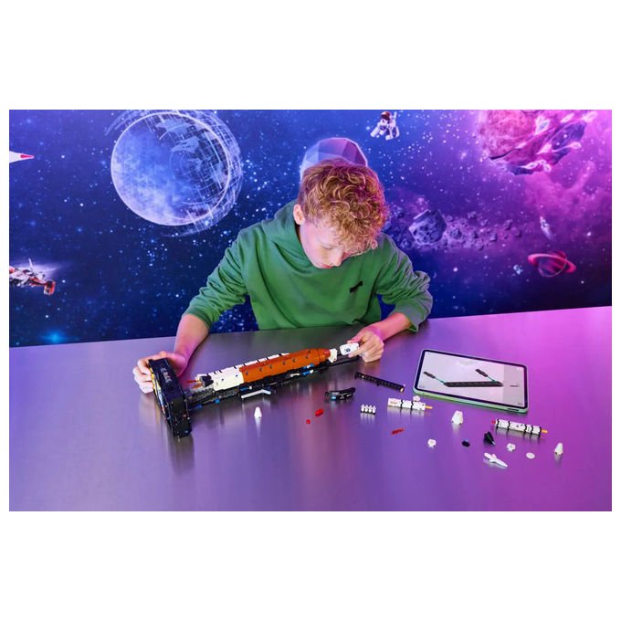 LEGO, Technic NASA Artemis Space Launch System Rocket 42221, Set di Costruzione, 632 Pezzi