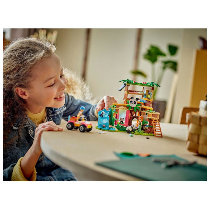 Lego Il Santuario dei Panda 42648 Set Costruzioni con Casa sull'Albero e ATV