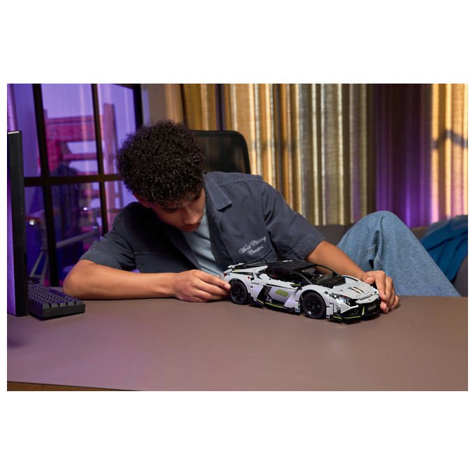 Lego Lamborghini Revuelto Super Sports Car Set da Costruzione 1135 Pezzi