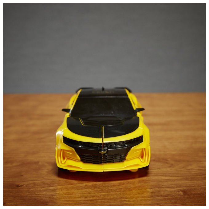 Hasbro Transformers The Last Knight Turbo Changer Bumblebee Action Figure