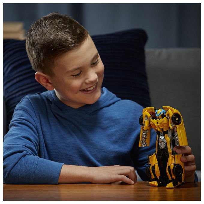 Hasbro Transformers The Last Knight Turbo Changer Bumblebee Action Figure
