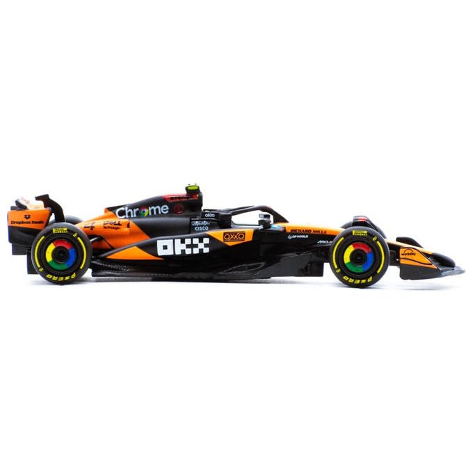 Bburago, Modellino Auto da Corsa McLaren MCL39 No.4 Lando Norris, 1-64, Stagione 2025