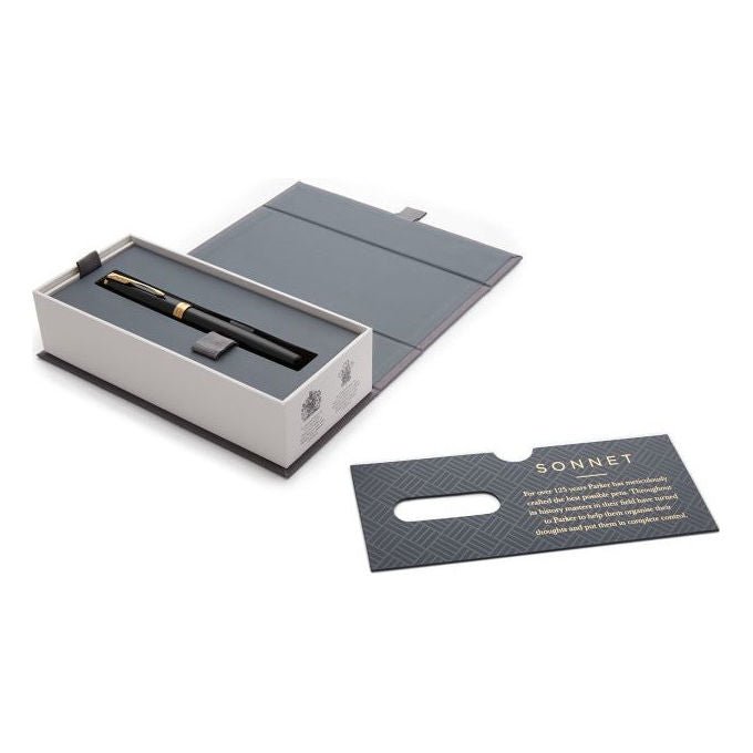 Parker, Penna Stilografica Sonnet, Nera con Rifiniture Dorate, Pennino Fine