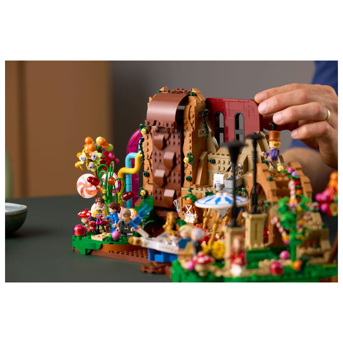 Lego, Ideas Willy Wonka e la Fabbrica di Cioccolato, 2025 Pezzi, 9 Minifigure