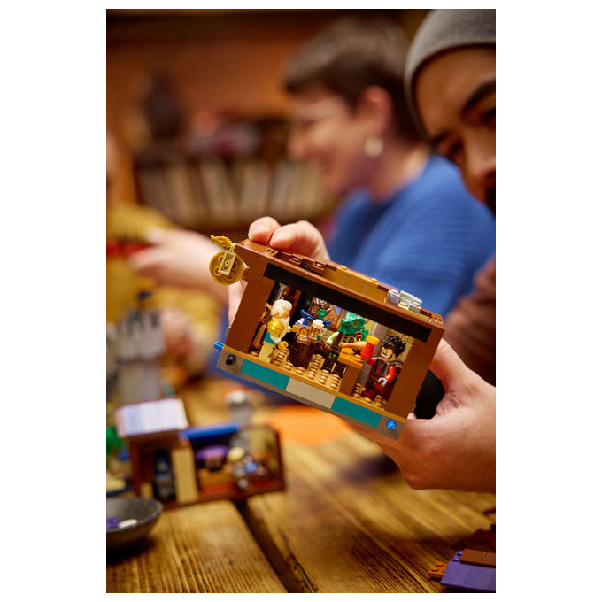 Lego Ideas, Dungeons and Dragons: Il Racconto del Drago Rosso, Set da Costruzione, 3745 Pezzi