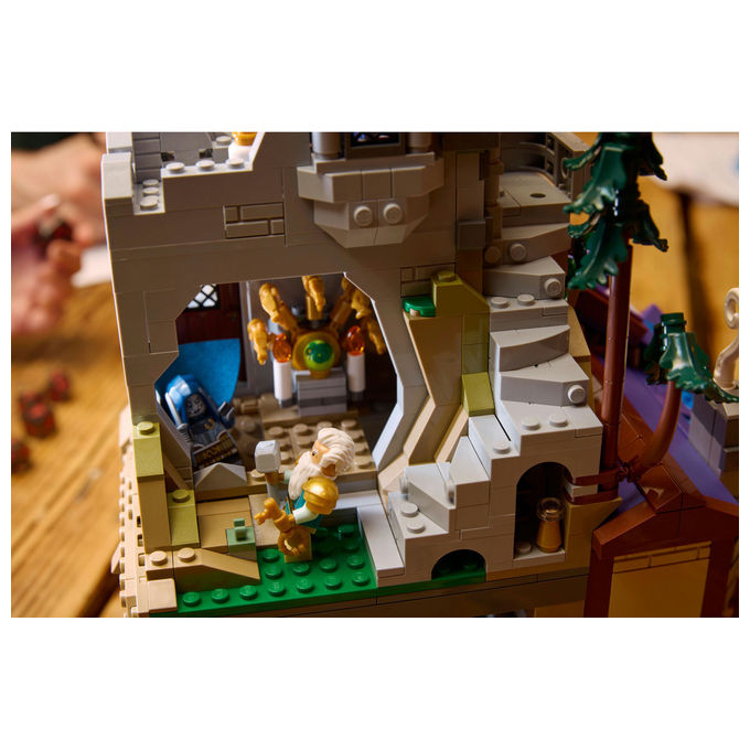 Lego Ideas, Dungeons and Dragons: Il Racconto del Drago Rosso, Set da Costruzione, 3745 Pezzi
